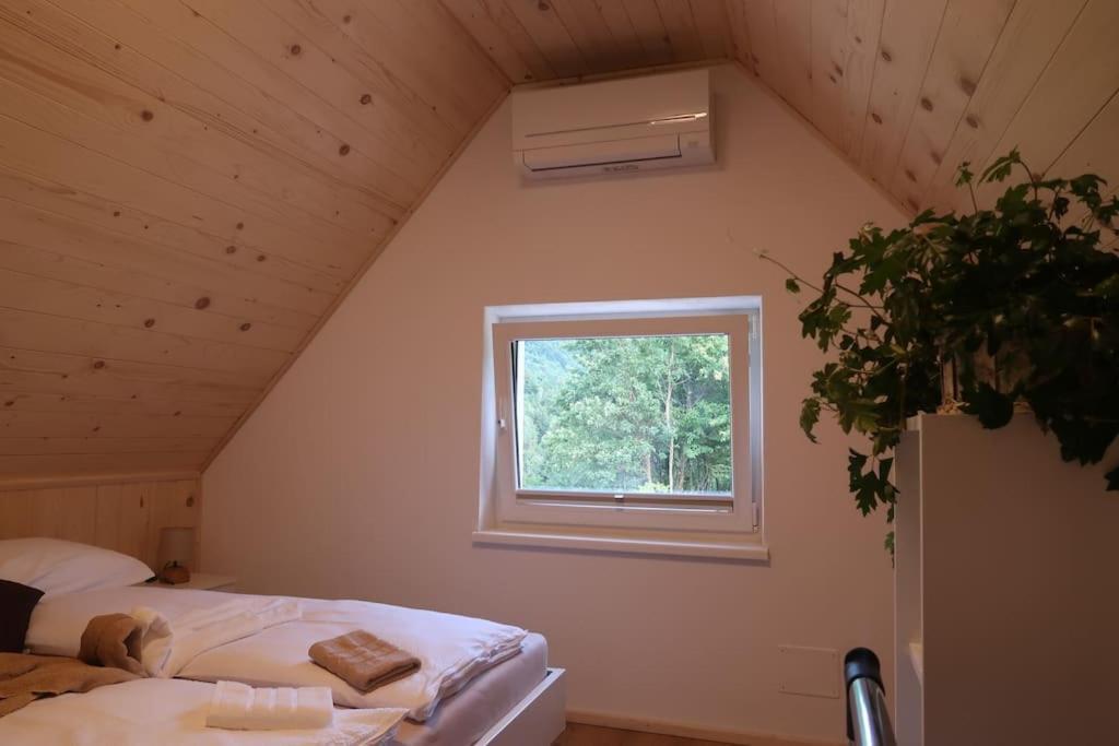 Holiday Home Dreams Кобарид Екстериор снимка