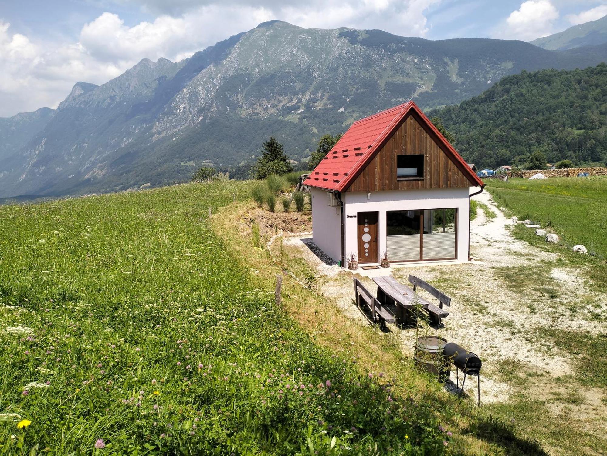Holiday Home Dreams Кобарид Екстериор снимка